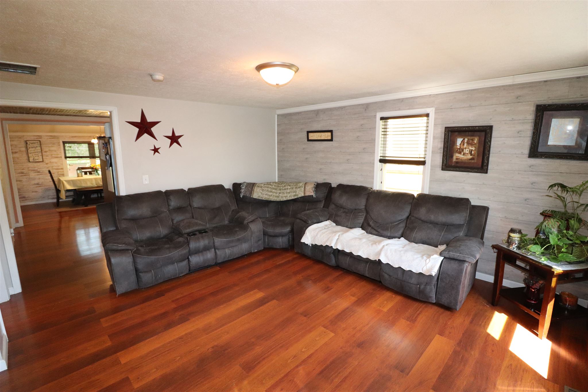 9270 South Strain Ridge Road Bloomington, IN 47401 - Photo 10 of 36 Gallery Image 10