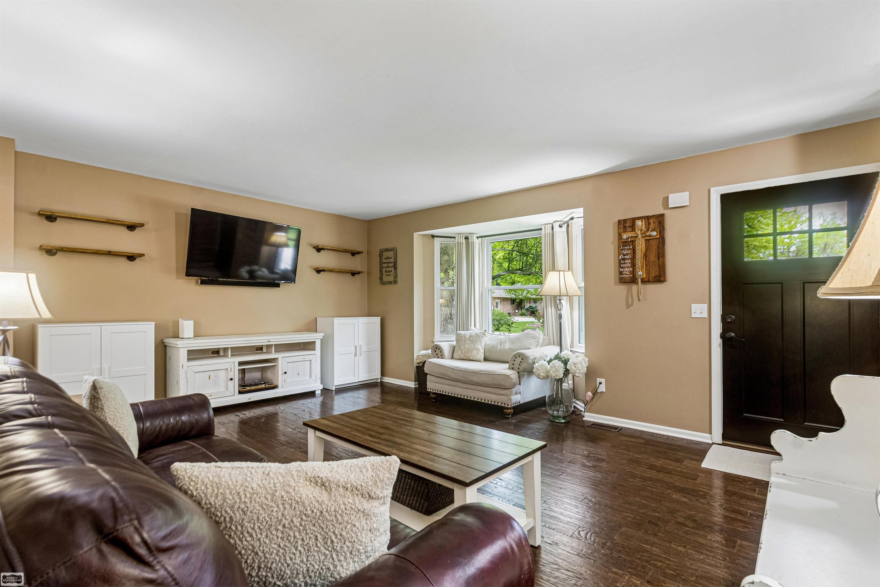 58625 Cathey Washington, MI 48094 - Photo 5 of 40