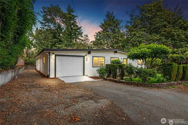 $690,000 | 842 South 143rd Place, Burien, WA 98168