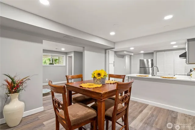 $690,000 | 842 South 143rd Place, Burien, WA 98168