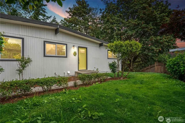 $690,000 | 842 South 143rd Place, Burien, WA 98168