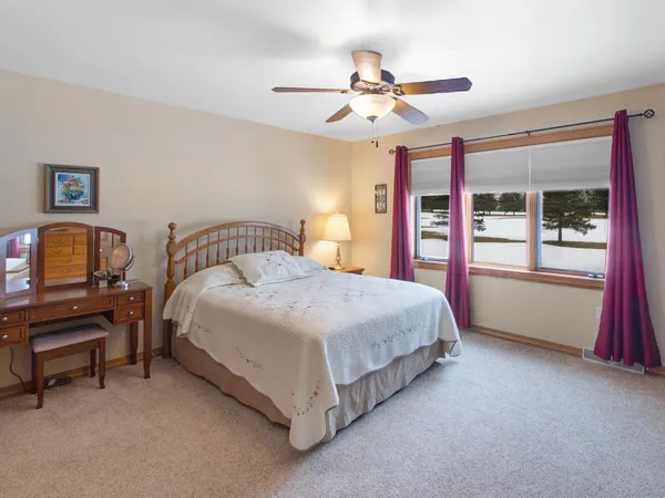 $314,900 | 425 Brookview Drive, Luxemburg, WI 54217