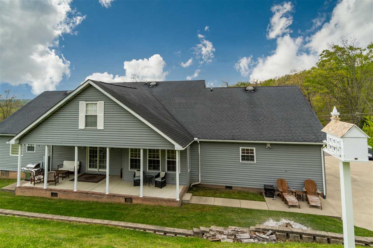 3 Old Trail Road Huntington, WV 25704 - Photo 2 of 32 Gallery Image 2