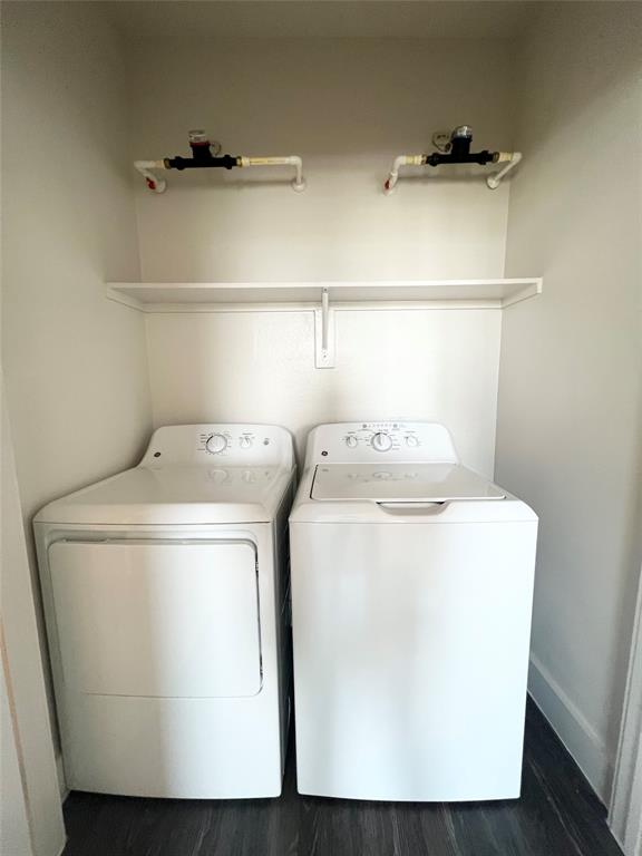 6080 Water Street, Unit 2460 Plano, TX 75024 - Photo 9 of 9 a utility room with dryer and washer