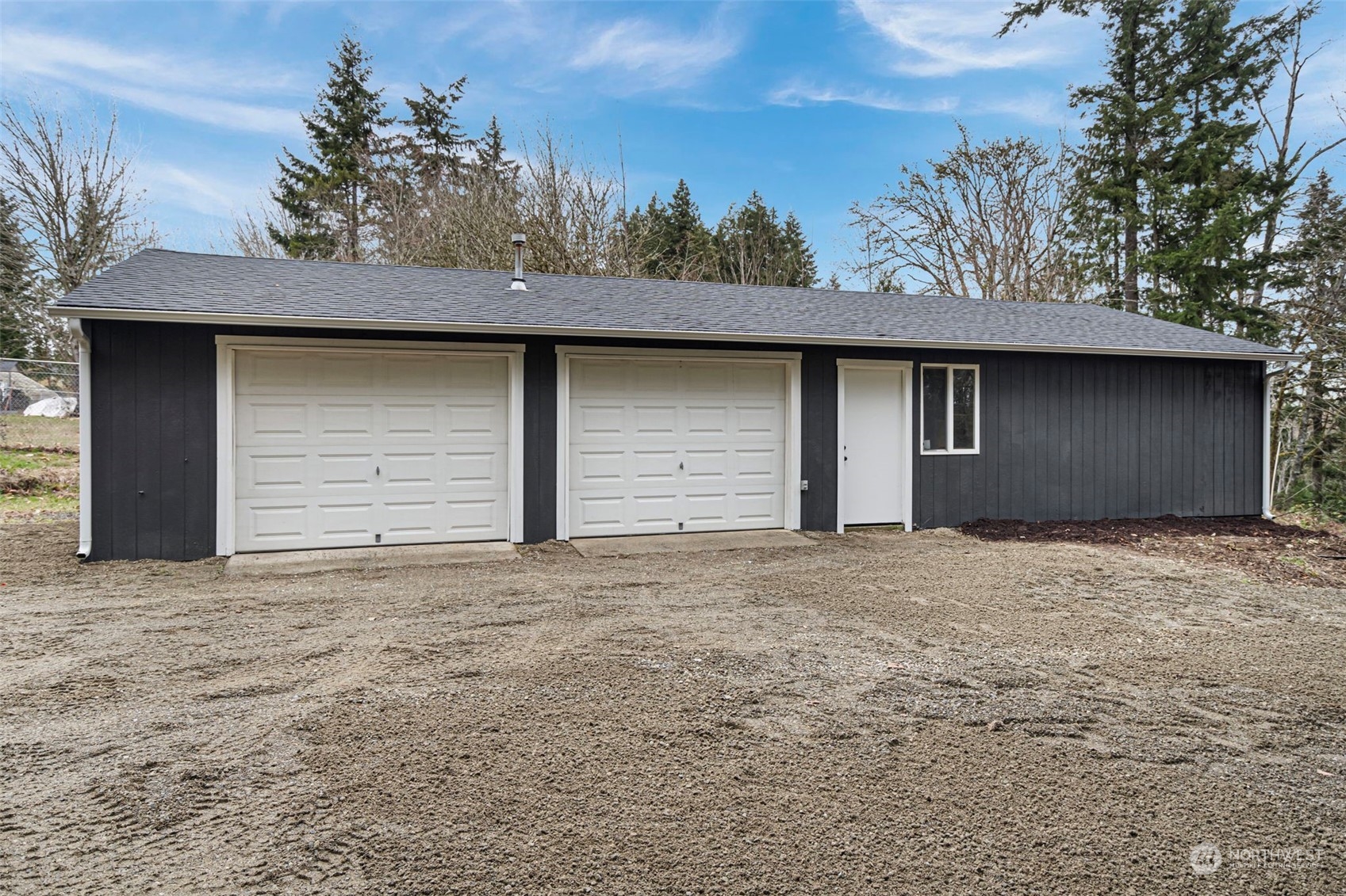 3673 Aiken Road Southeast Port Orchard, WA 98366 - Photo 5 of 9 Gallery Image 5