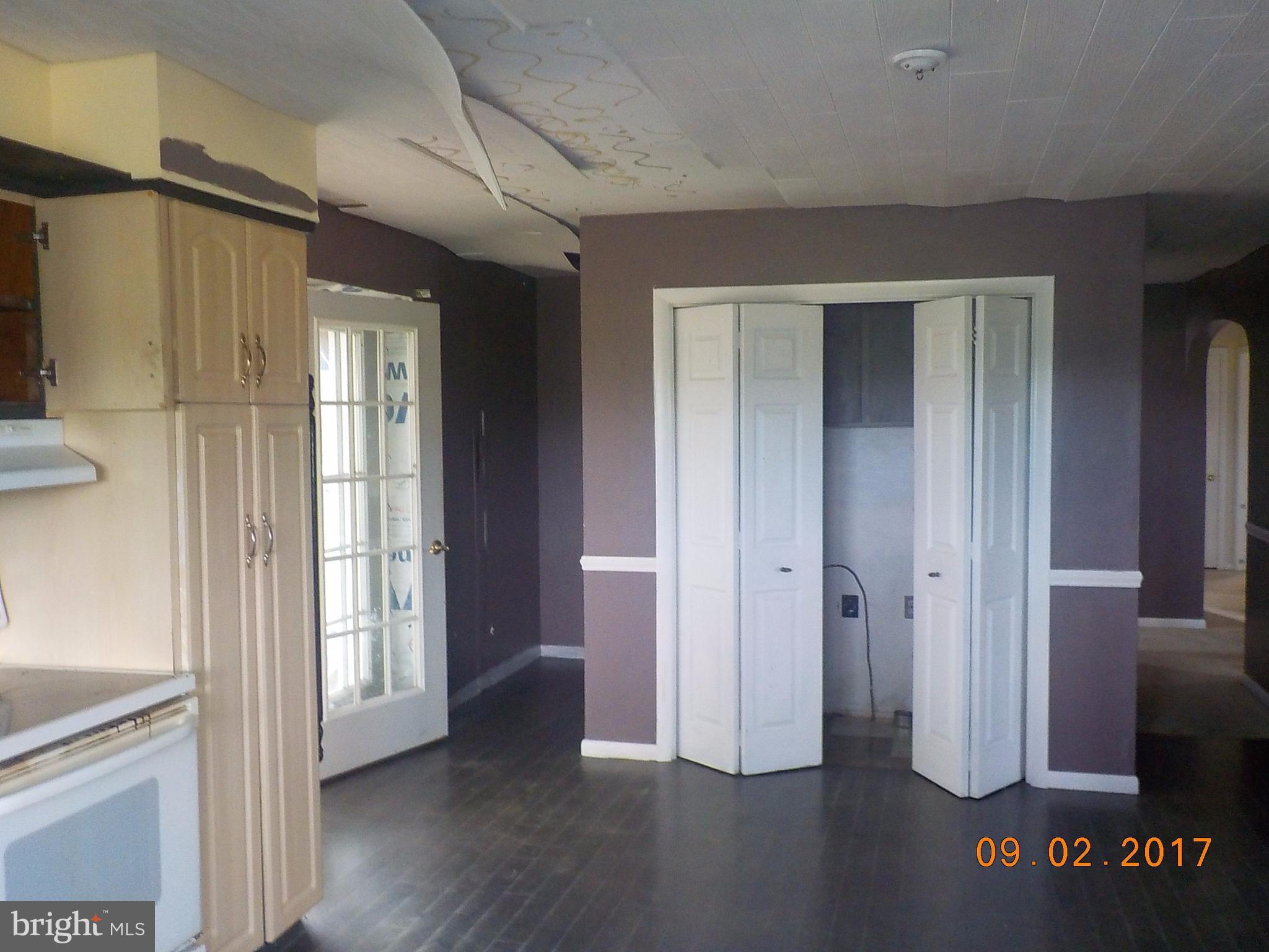 4157 Bestpitch Ferry Road Cambridge, MD 21613 - Photo 5 of 11 Kitchen