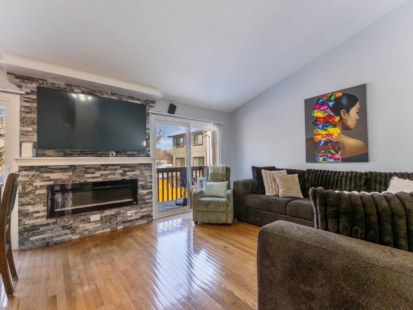 56 Salt Creek Road, Unit A Roselle, IL 60172 - Photo 2 of 15