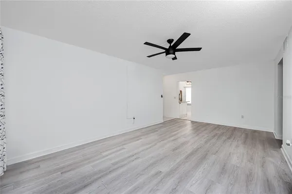 $1,625 | 2207 Belleair Road, Unit B4, Clearwater, FL 33764