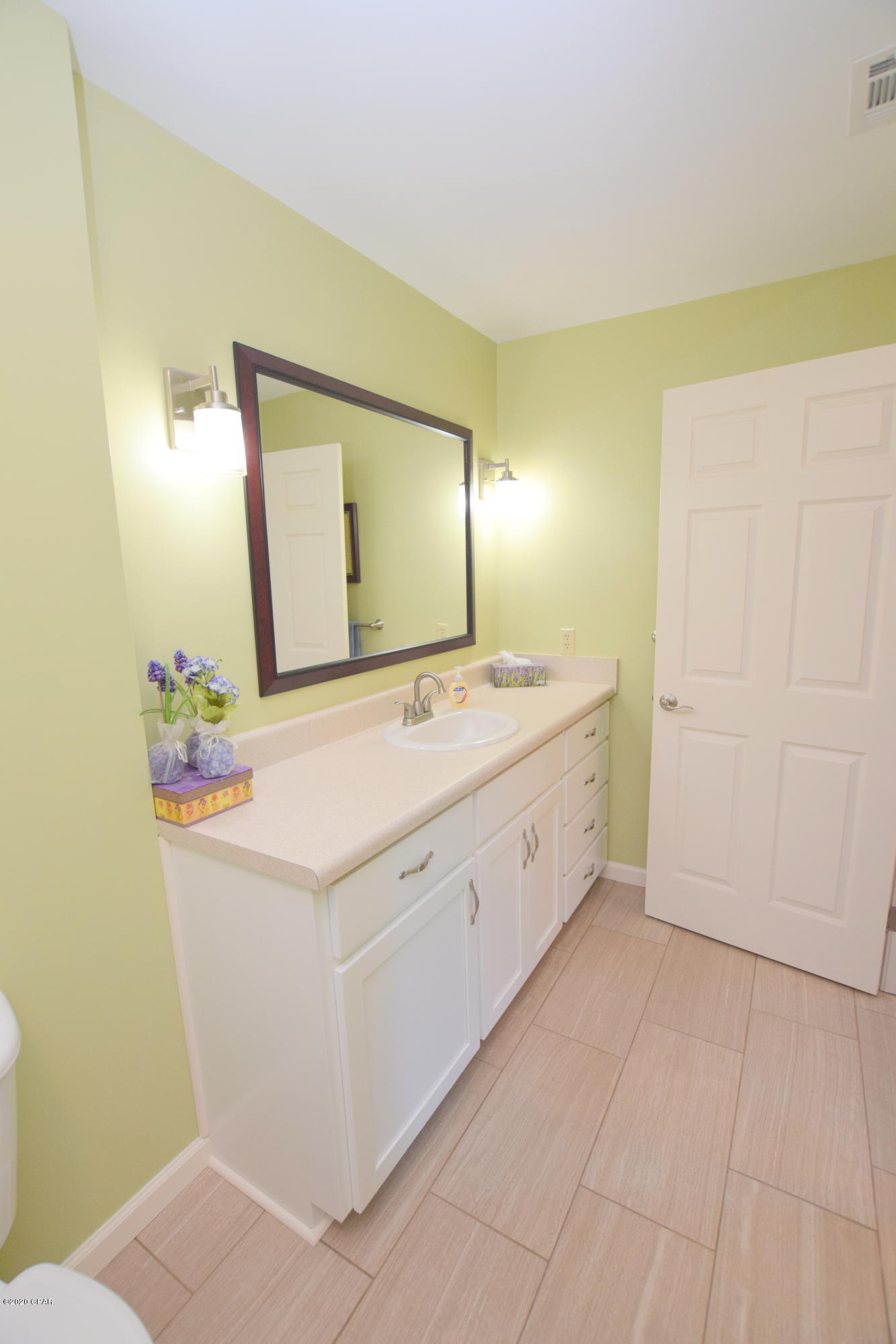 4927 Cliff Road Graceville, FL 32440 - Photo 15 of 17