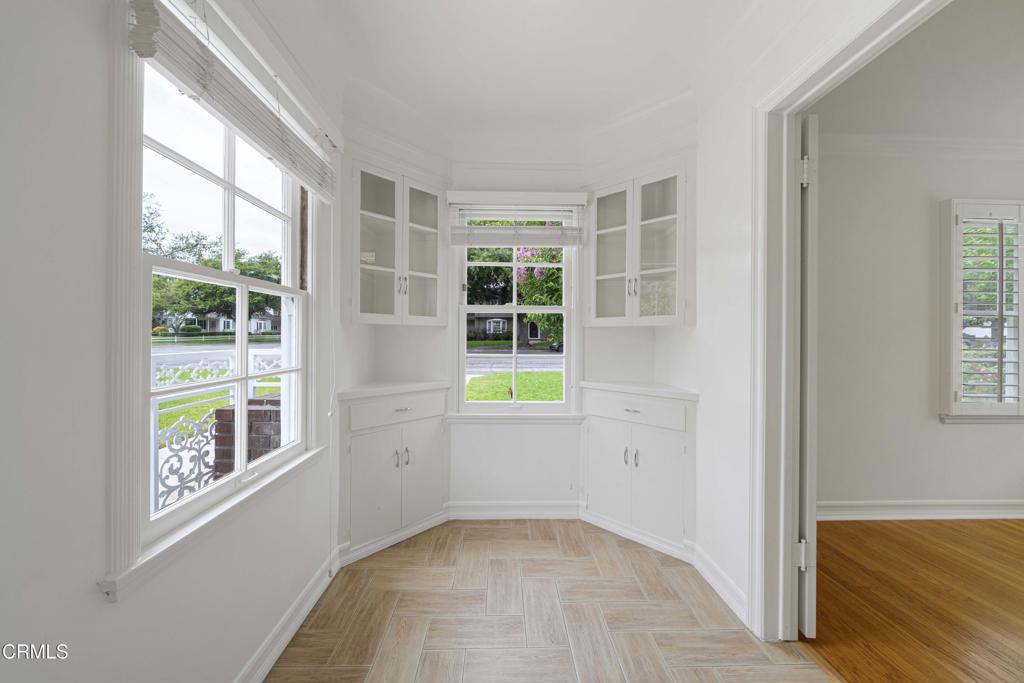 2490 Lorain Road San Marino, CA 91108 - Photo 14 of 52 Kitchen Nook