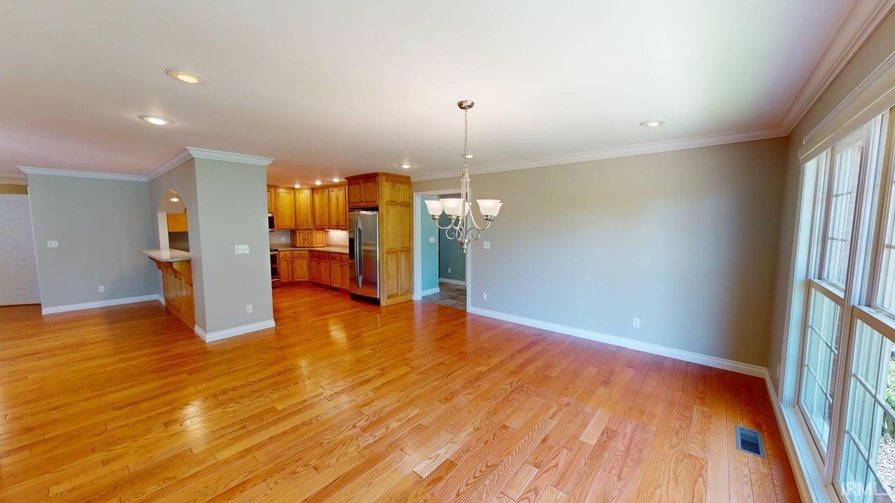 1333 Rolling Ridge Road Jasper, IN 47546 - Photo 4 of 34