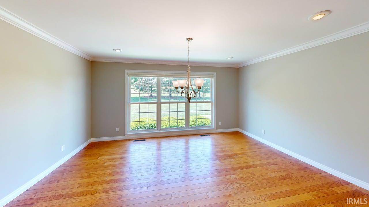 1333 Rolling Ridge Road Jasper, IN 47546 - Photo 7 of 34