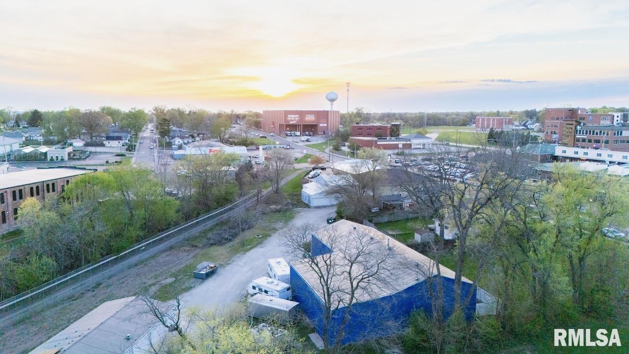 East Moneta Avenue Peoria Heights, IL 61616 - Photo 1 of 15