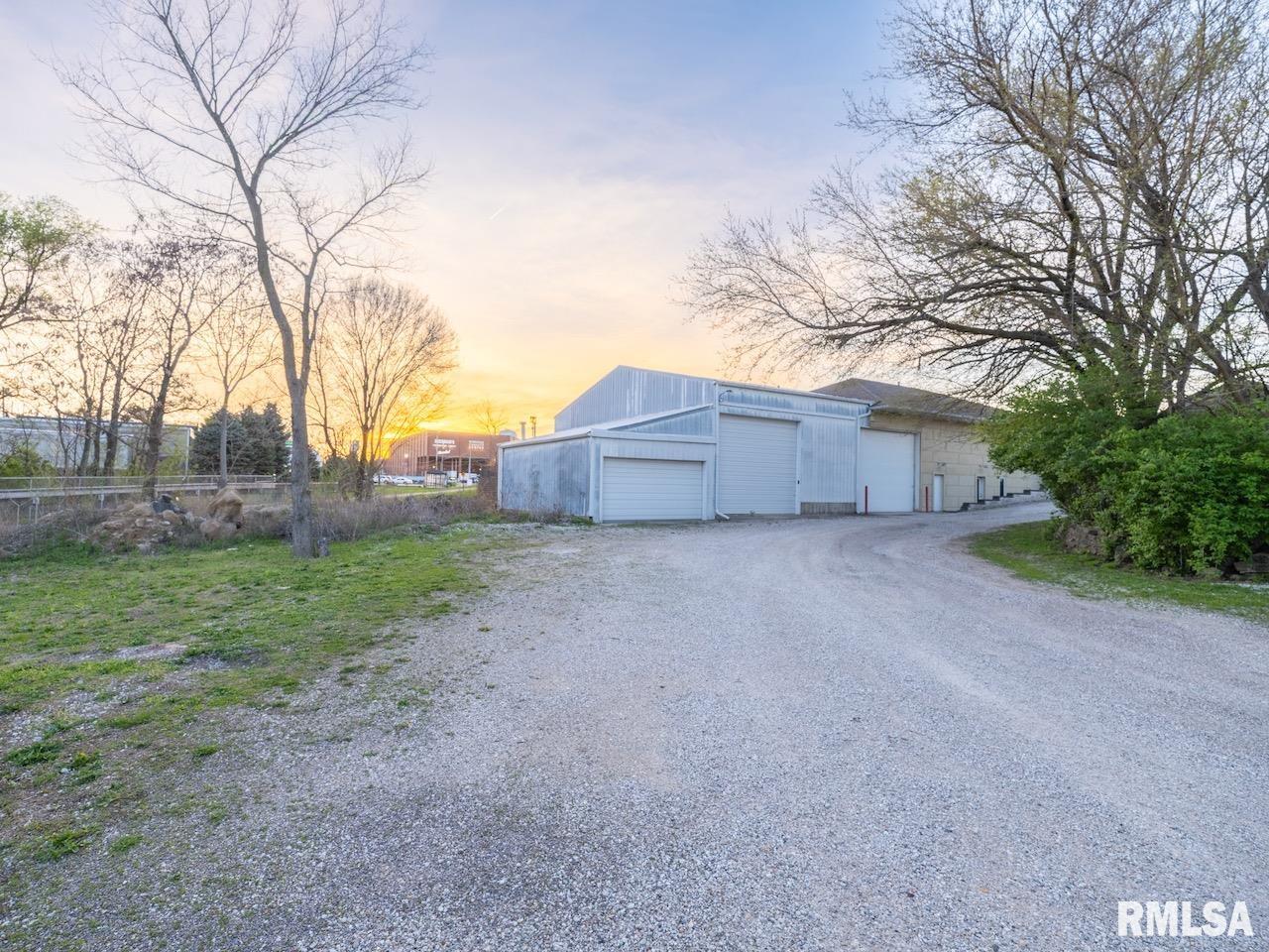 East Moneta Avenue Peoria Heights, IL 61616 - Photo 13 of 15