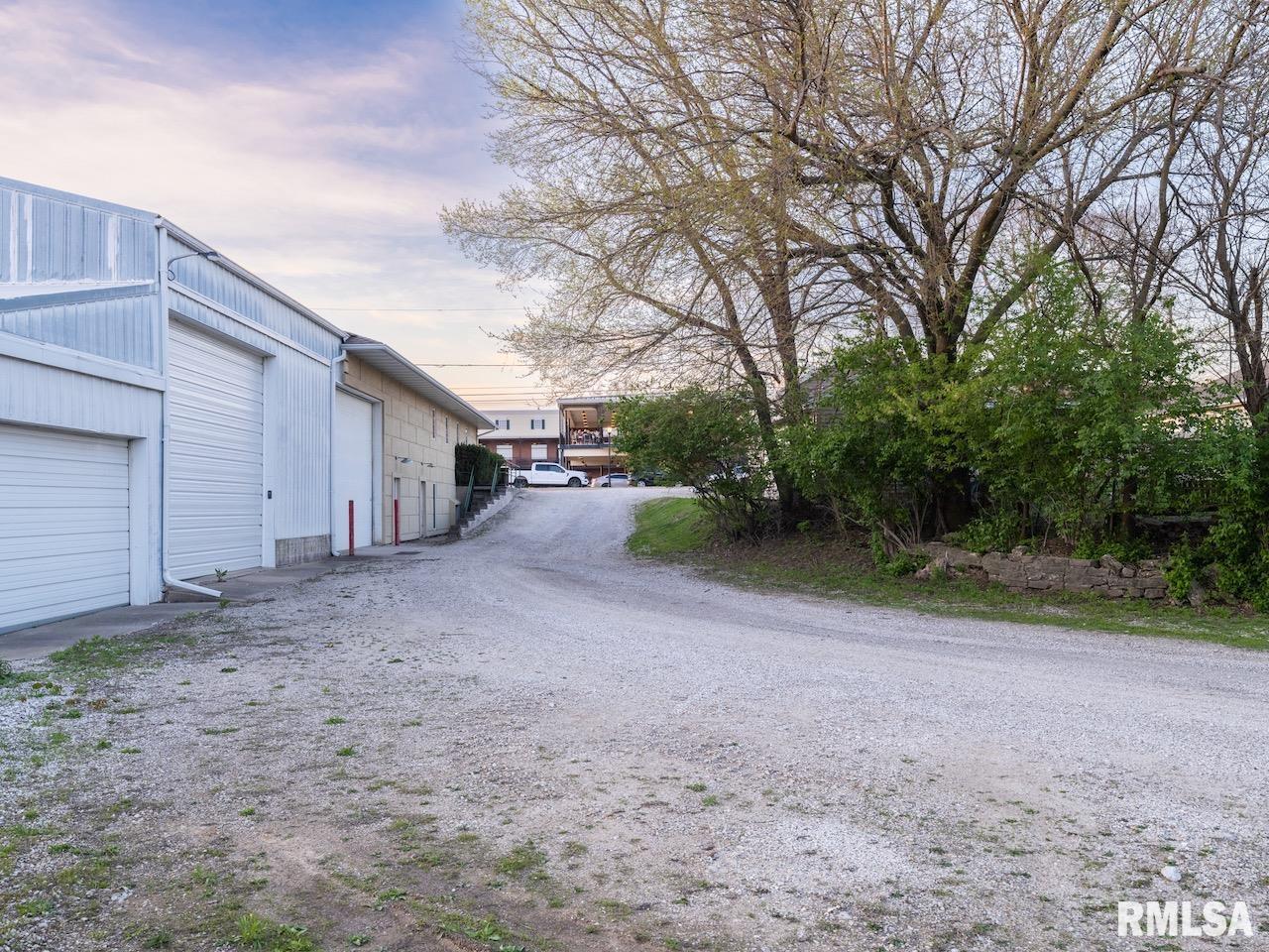 East Moneta Avenue Peoria Heights, IL 61616 - Photo 14 of 15