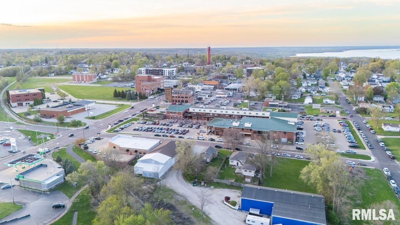 East Moneta Avenue Peoria Heights, IL 61616 - Photo 4 of 15