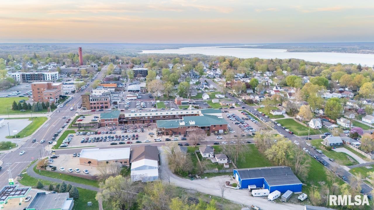 East Moneta Avenue Peoria Heights, IL 61616 - Photo 5 of 15