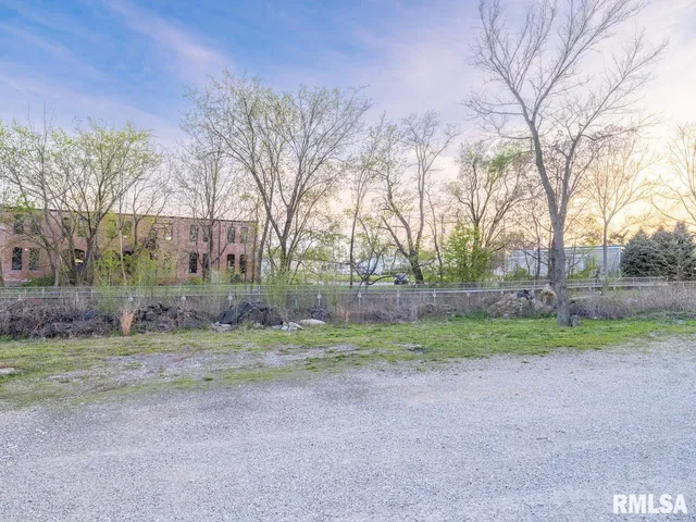 $50,000 | East Moneta Avenue, Peoria Heights, IL 61616