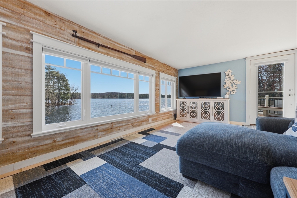 51 Spring Street Lunenburg, MA 01462 - Photo 16 of 42