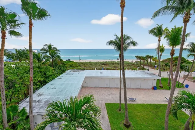 $2,300 | 6345 Collins Avenue, Unit 434, Miami Beach, FL 33141