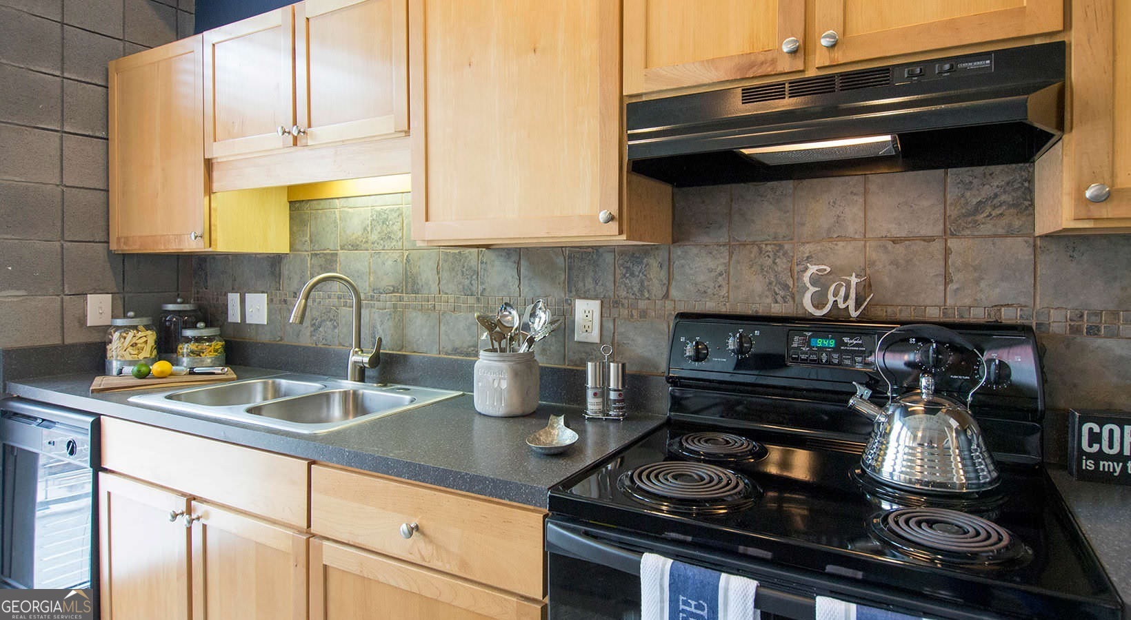 1016 Howell Mill Road, Unit 1611 Atlanta, GA 30318 - Photo 3 of 29