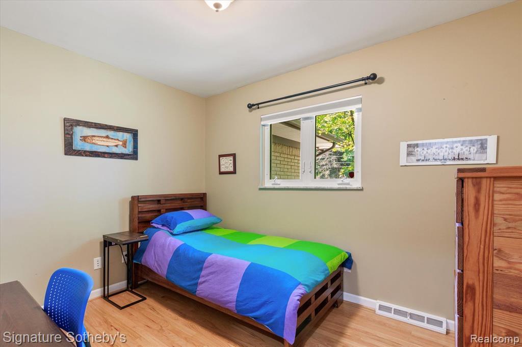 203 Montmorency Road Rochester Hills, MI 48307 - Photo 15 of 28