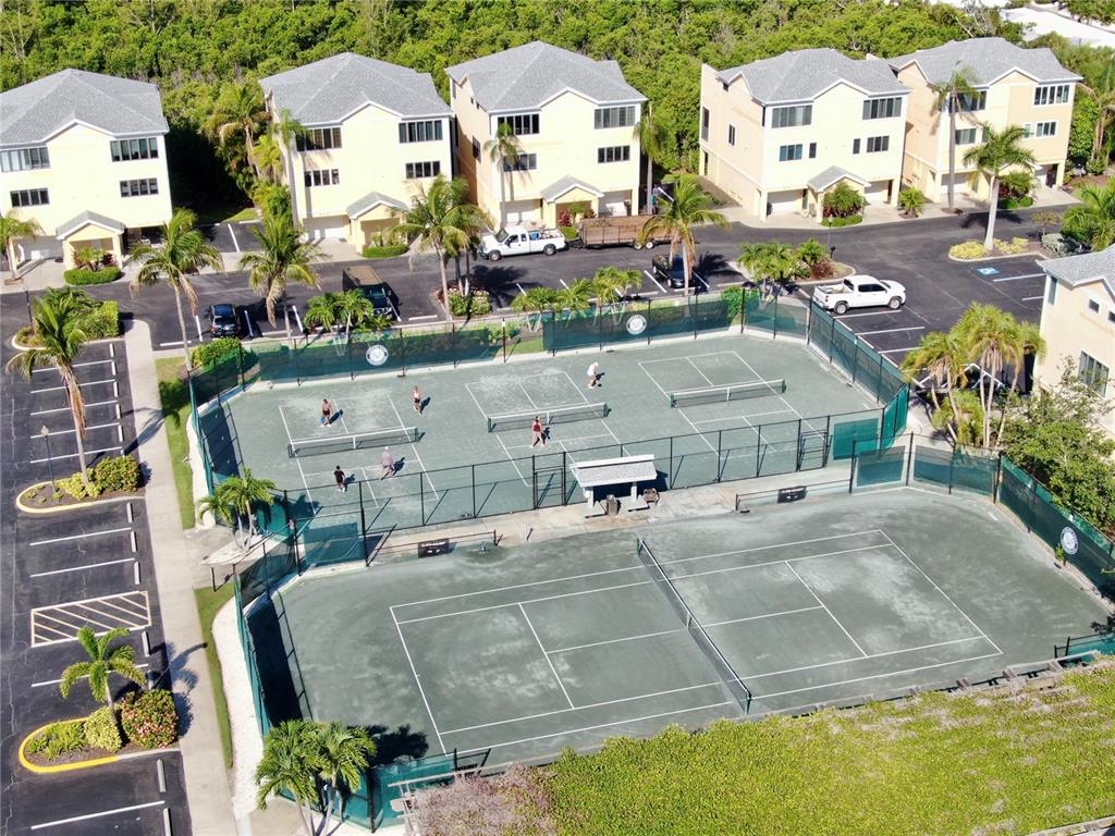 848 Evergreen Way Longboat Key, FL 34228 - Photo 45 of 66