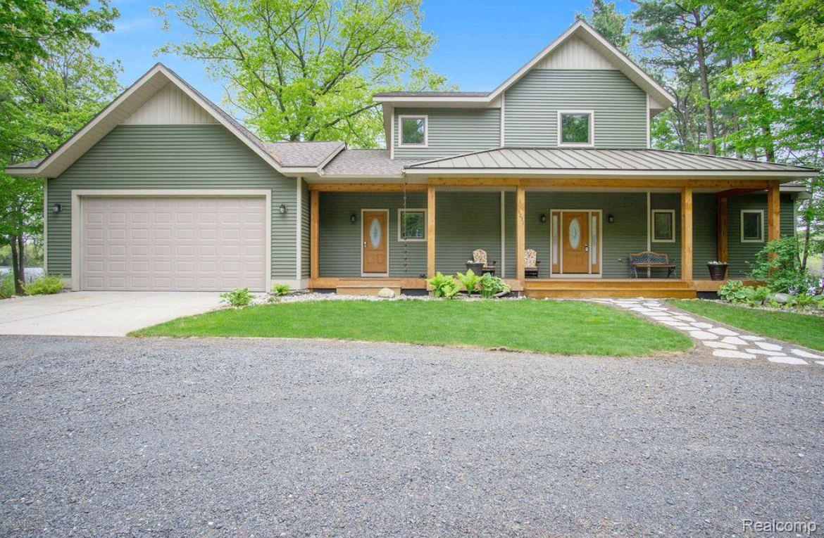 3271 Lakeshore Road Manistee, MI 49660 - Photo 8 of 51 Gallery Image 8