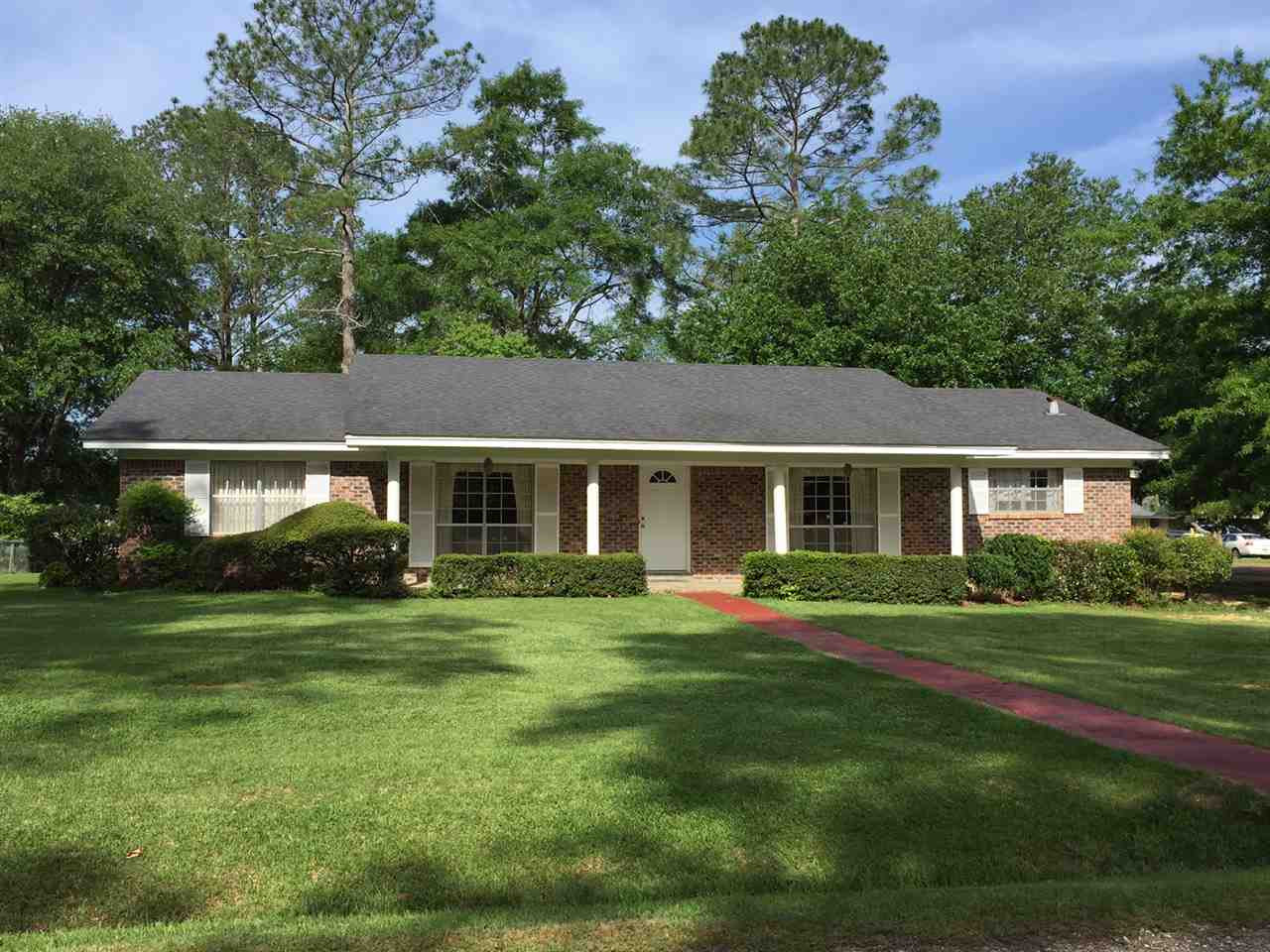 629 Wilson Street Forest, MS 39074 - Photo 1 of 11 Photo 1