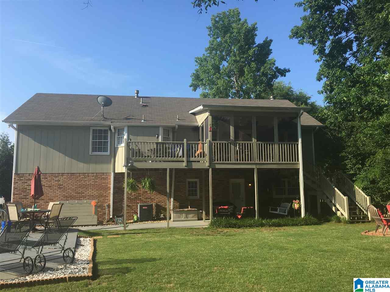 127 Mallard Pointe Circle Pelham, AL 35124 - Photo 3 of 28