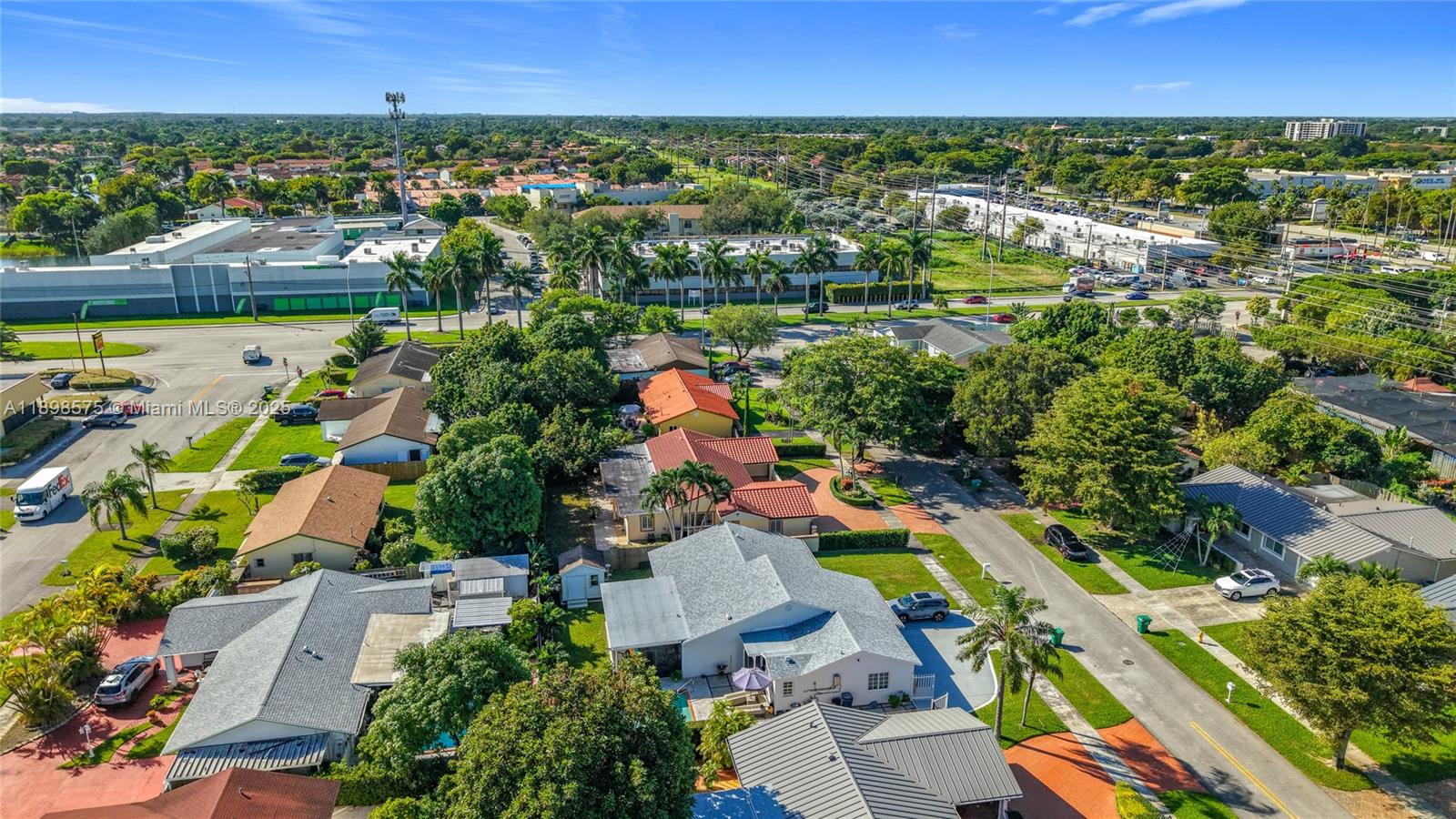 5415 Southwest 135th Court Miami, FL 33175 - Photo 24 of 28 an aerial view of residential houses with outdoor space and swimming pool