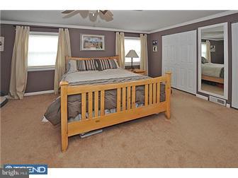 3313 Lester Road Philadelphia, PA 19154 - Photo 8 of 12 Bedroom - Main