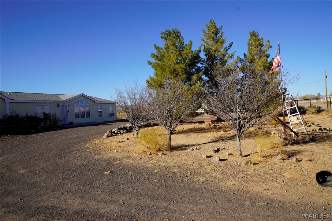 4149 Cibola Road Golden Valley, AZ 86413 - Photo 3 of 33