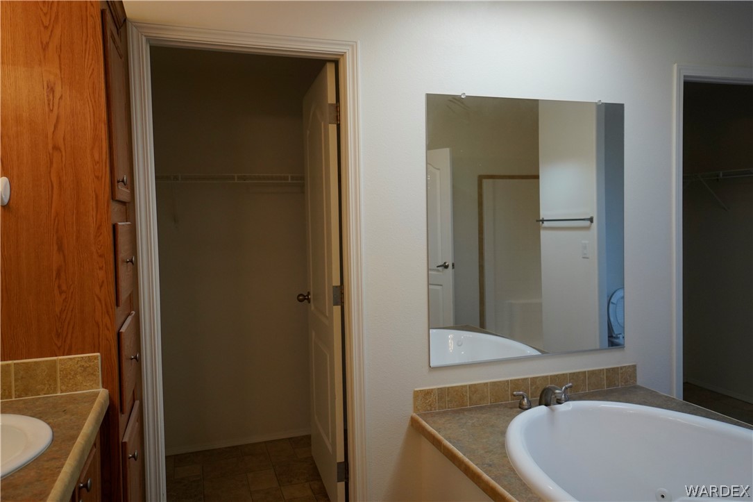 4149 Cibola Road Golden Valley, AZ 86413 - Photo 8 of 33