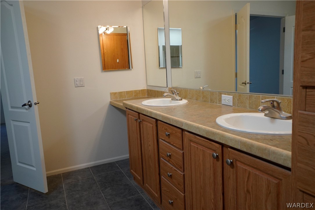 4149 Cibola Road Golden Valley, AZ 86413 - Photo 9 of 33