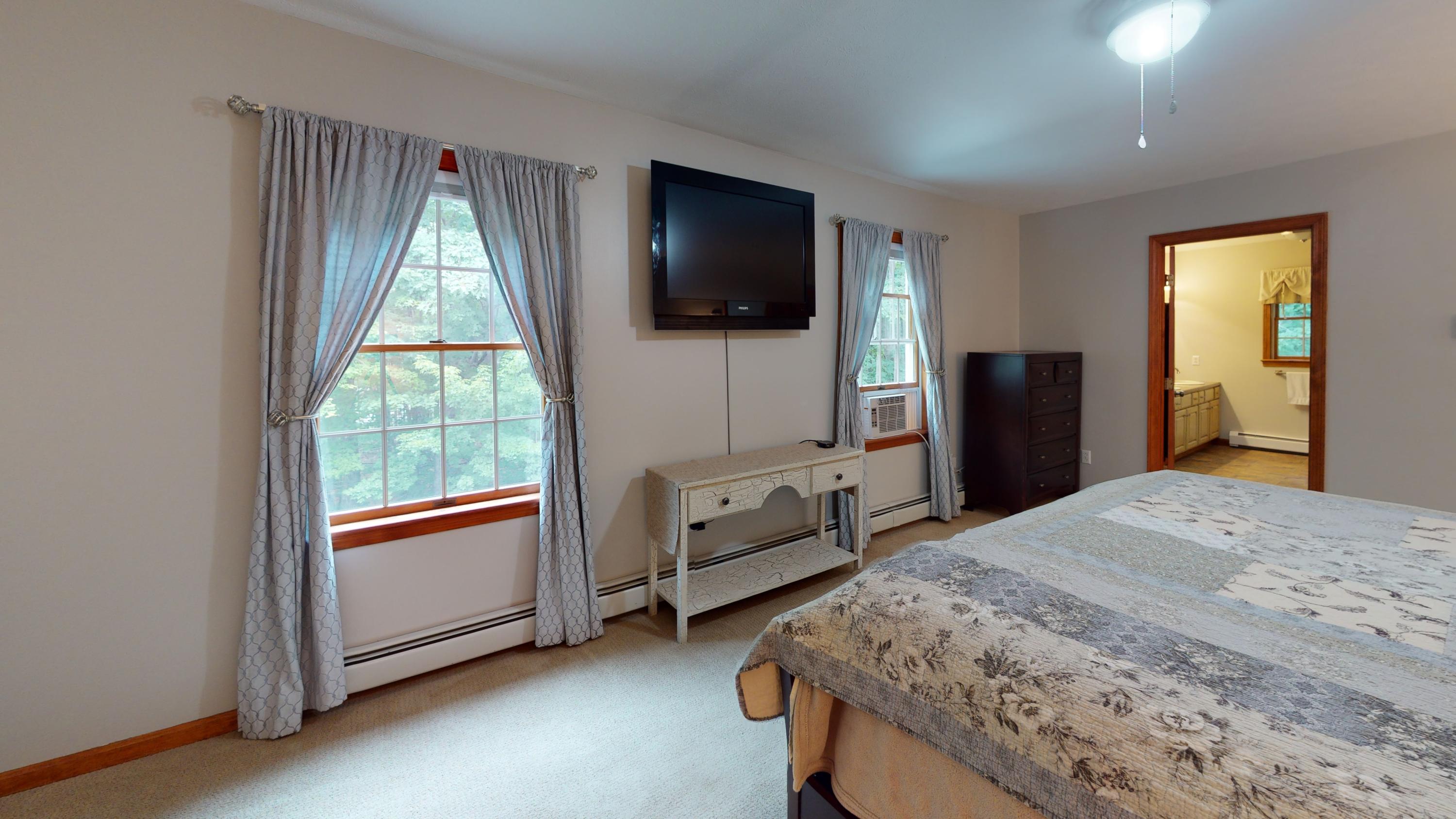 24 Pond Ridge Drive Lewiston, ME 04240 - Photo 38 of 105 24-Pondridge-Dr-Lewiston-Maine-04240-Bed