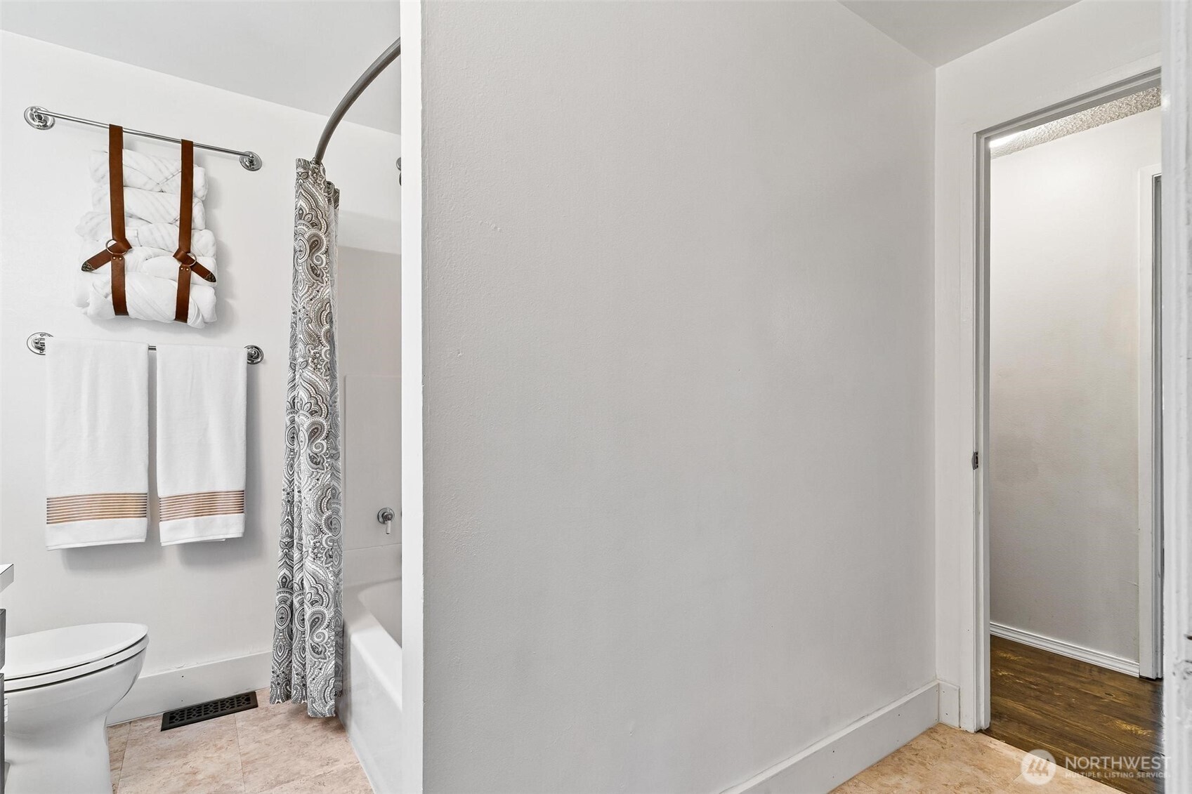 712 220th Street Southwest Bothell, WA 98021 - Photo 16 of 32