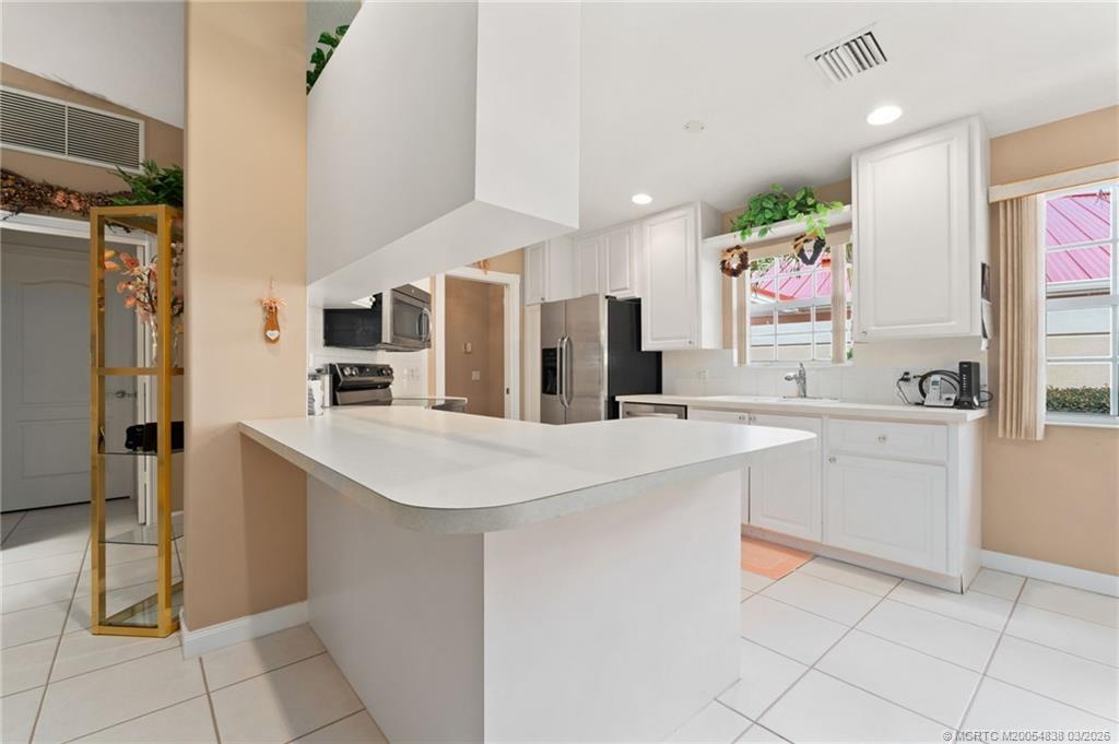 756 Southwest Balmoral Trace Stuart, FL 34997 - Photo 10 of 39