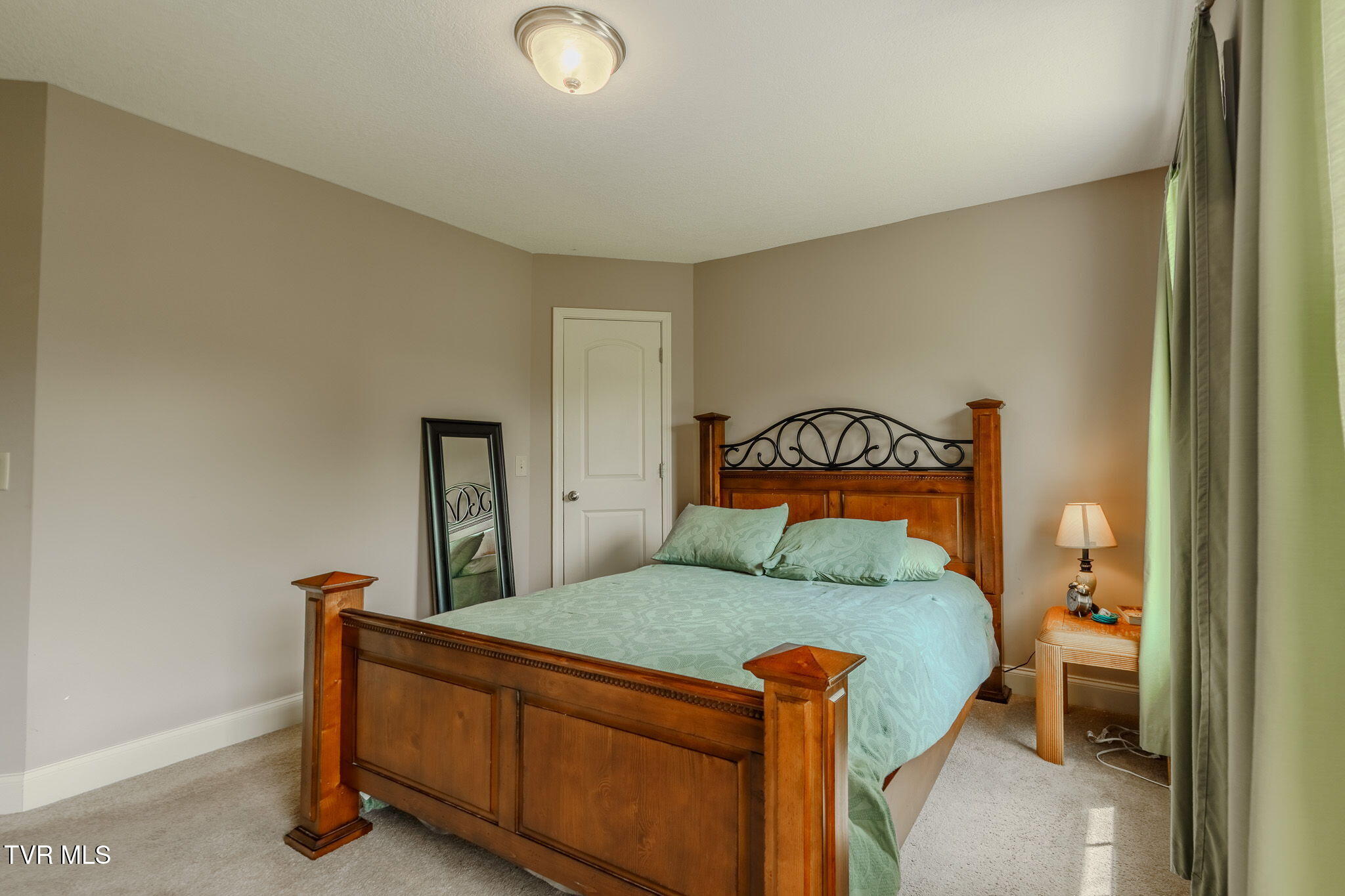 2898 Watauga Road Johnson City, TN 37601 - Photo 32 of 45 8-web-or-mls-_DSC3959-HDR