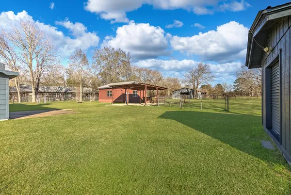 $325,000 | 10182 North Highway 146, Liberty, TX 77575