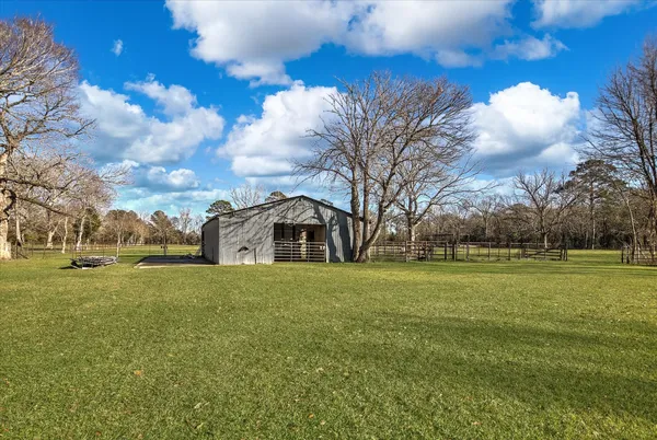 $325,000 | 10182 North Highway 146, Liberty, TX 77575