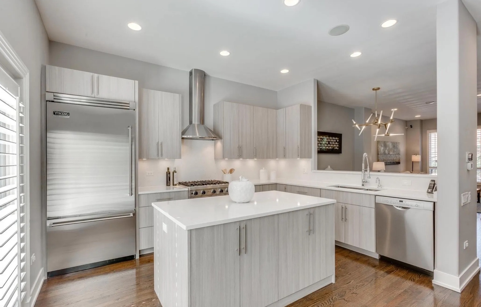 111 South Aberdeen Street Chicago, IL 60607 - Photo 4 of 16