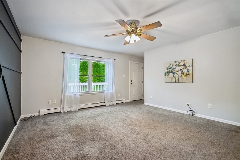 65 South Row Road Lunenburg, MA 01462 - Photo 10 of 41