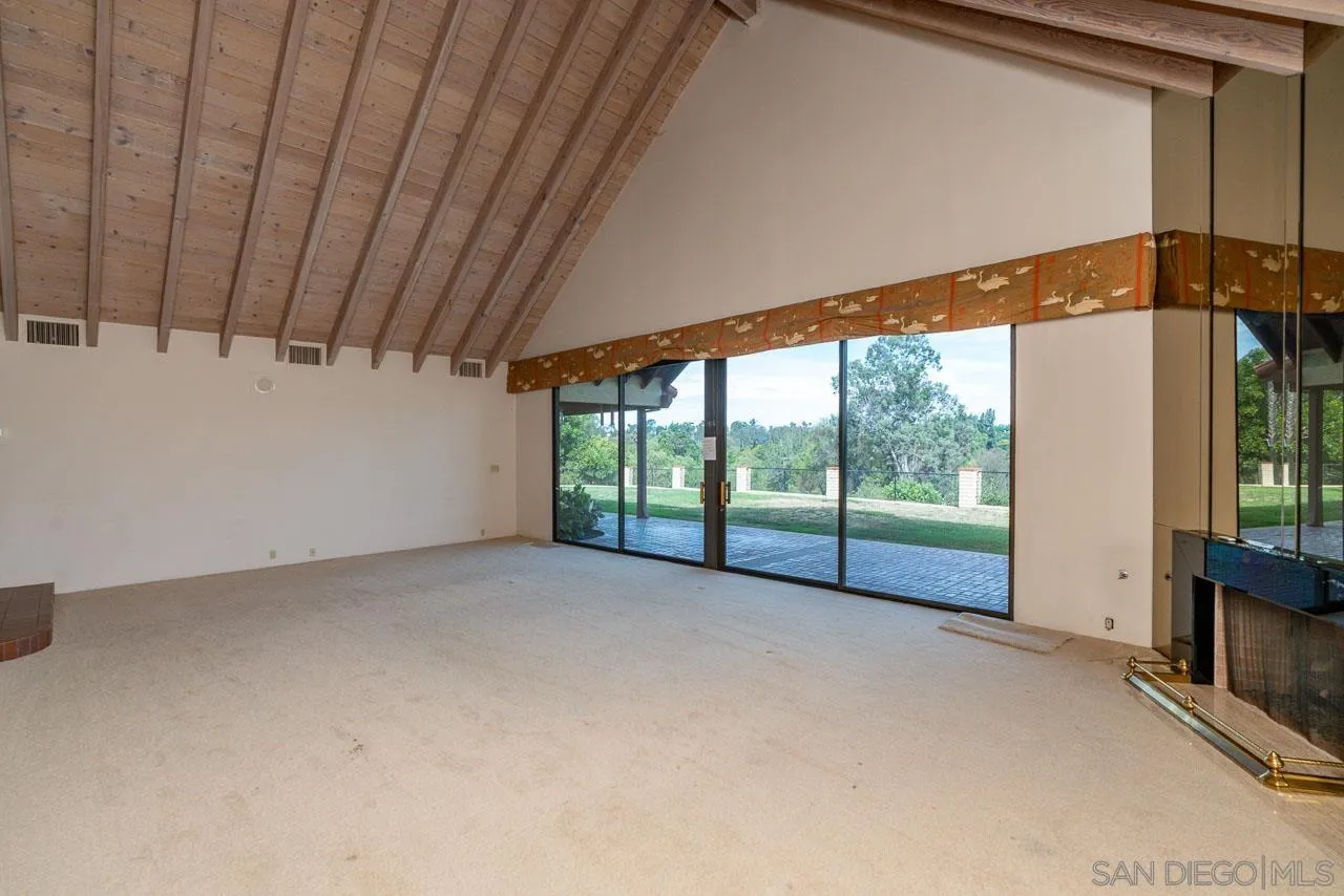 6503 Via Dos Valles Rancho Santa Fe, CA 92067 - Photo 6 of 60 Gallery Image 6