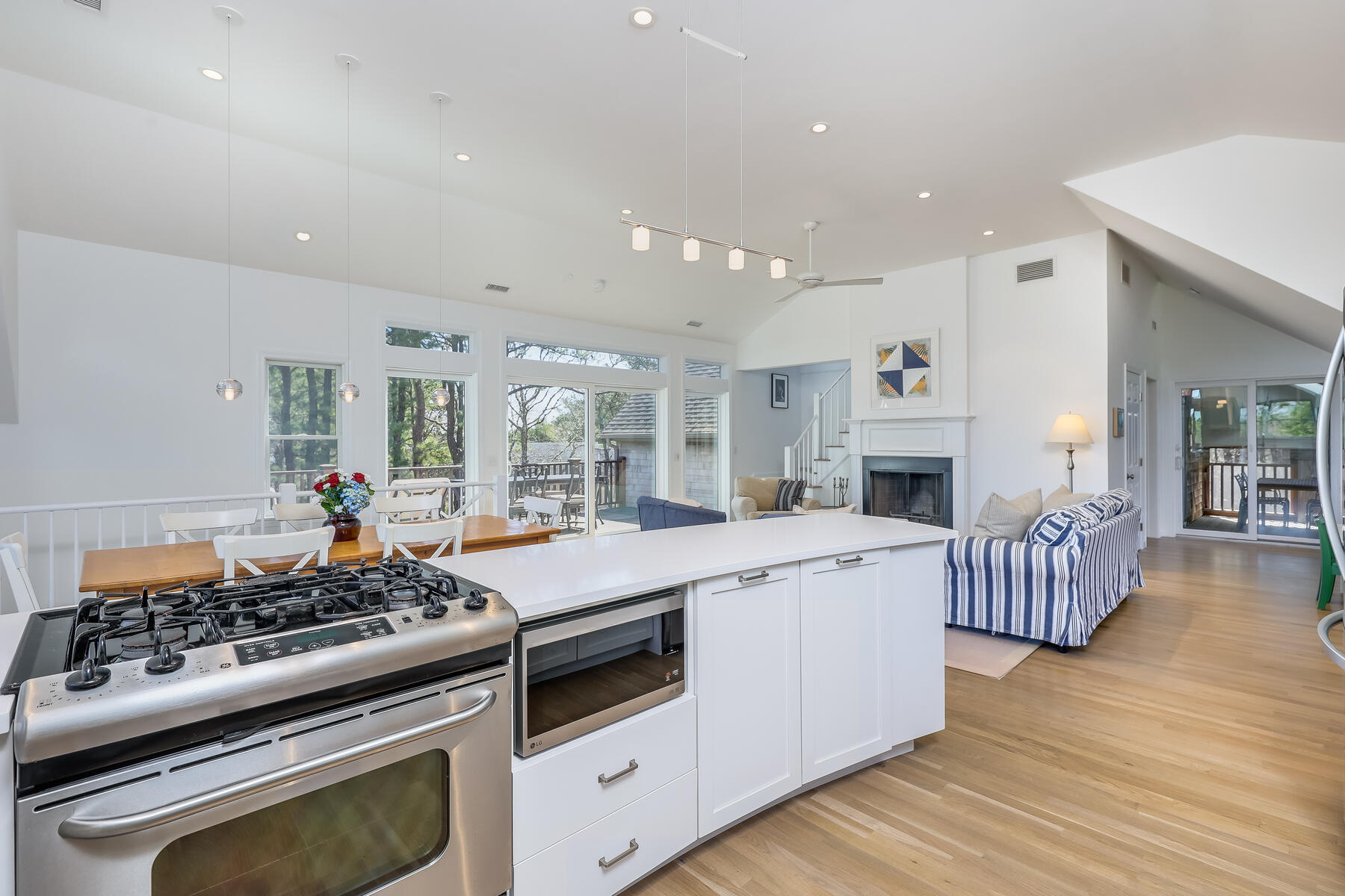 1075 3rd Avenue Wellfleet, MA 02667 - Photo 22 of 87 598A0668