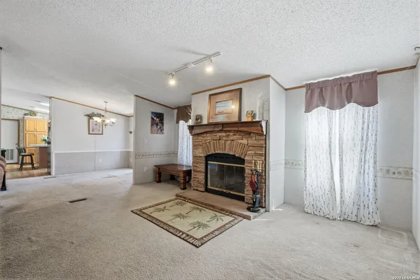 $295,000 | 708 Mesquite Street, Jourdanton, TX 78026