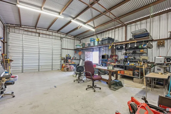 $295,000 | 708 Mesquite Street, Jourdanton, TX 78026