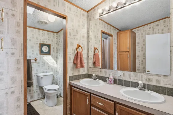 $295,000 | 708 Mesquite Street, Jourdanton, TX 78026