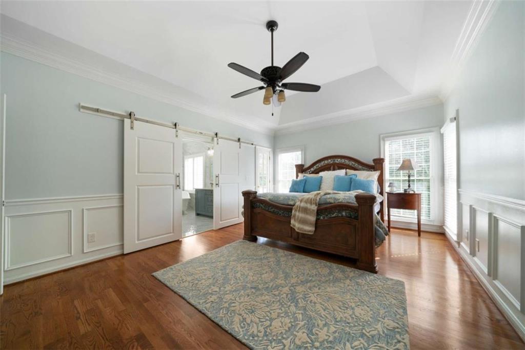 111 Warwick Way Rome, GA 30161 - Photo 18 of 46 a living room with furniture and a ceiling fan