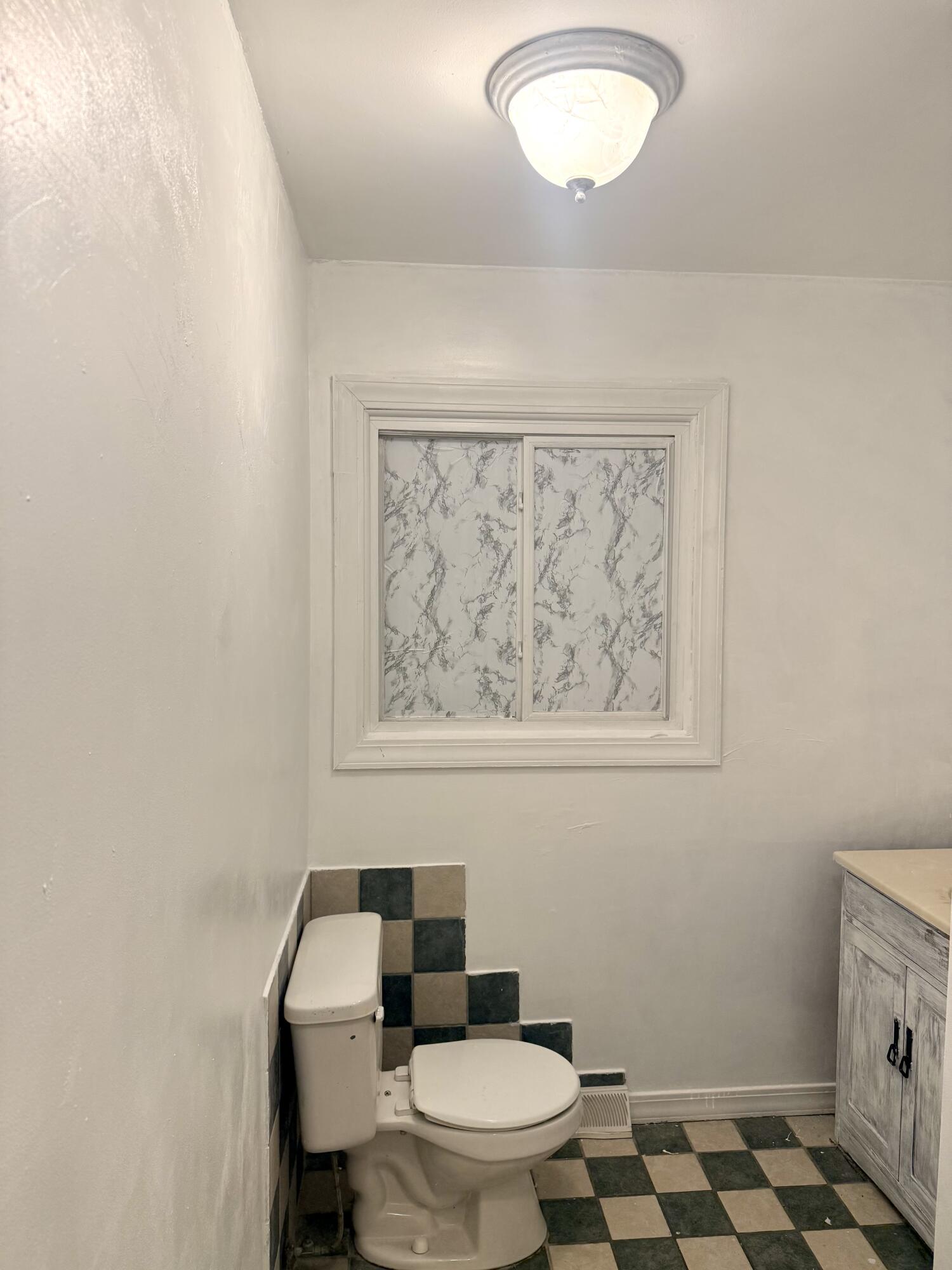 310 North John Street Decatur, MI 49045 - Photo 11 of 16 IMG_1166